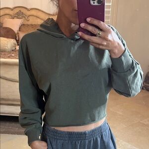 💕 Olive Green Cropped Hoodie💕